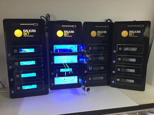 chrarge-box-punjac-sa-4-pretinca